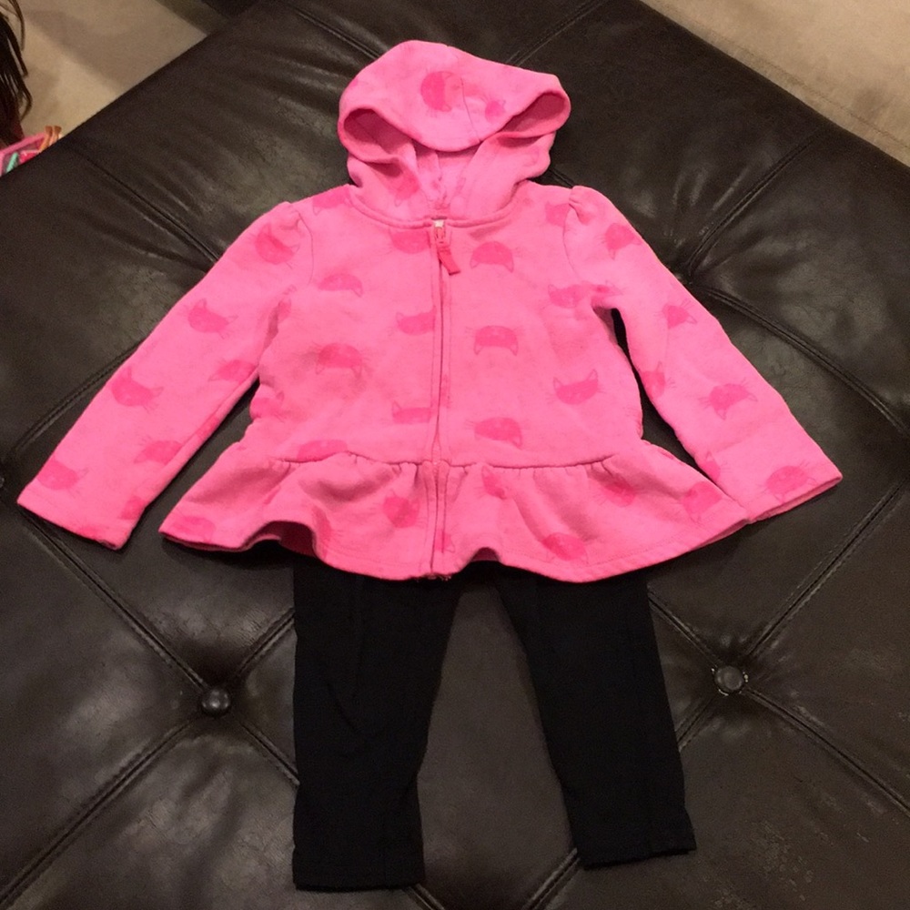 Size 2t sweater and black tights